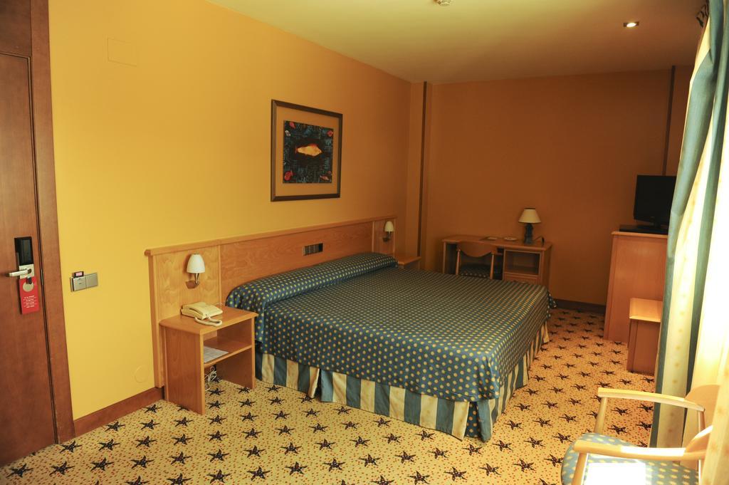 Hotel Estrella Norte Isla Bilik gambar